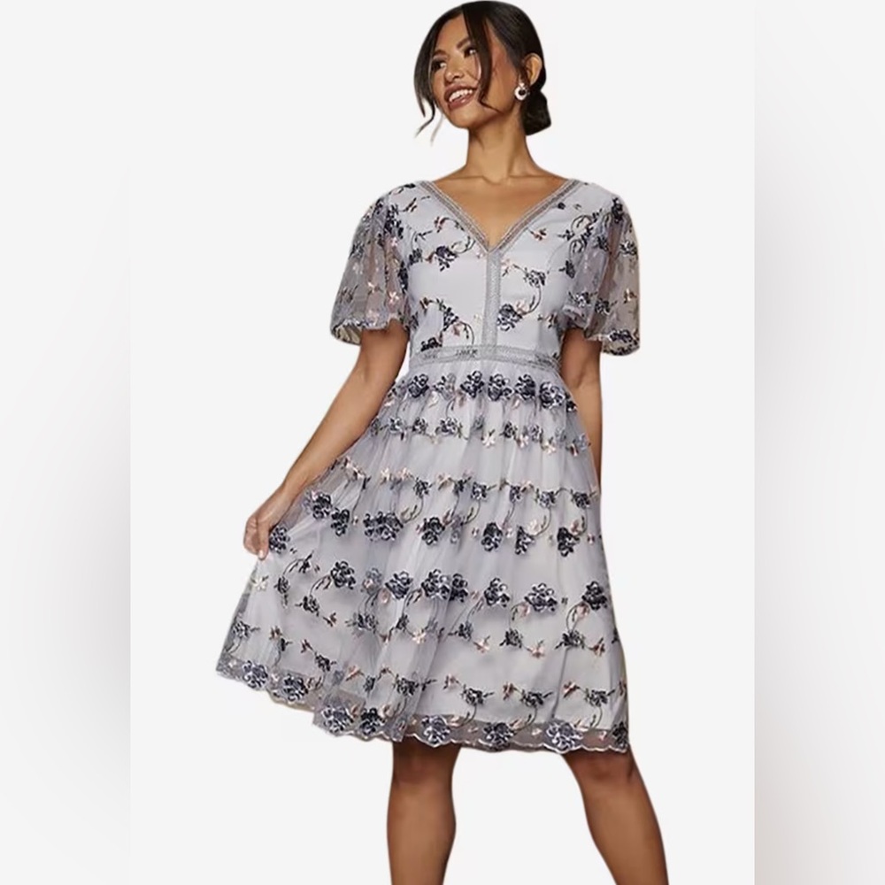 Chi Chi London V Neck Floral Embroidered Lace Midi Dress Blue UK 10 US 6 NWT